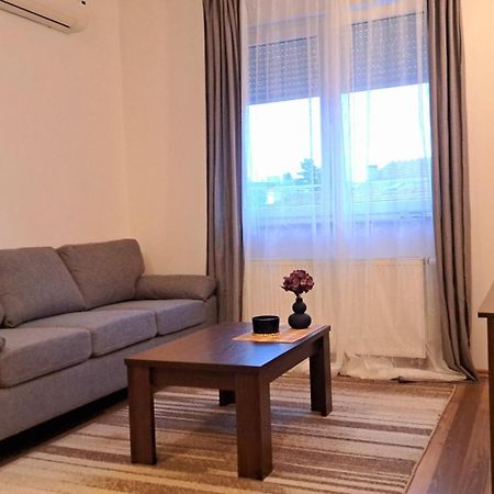 Lera Apartment-Free Public Parking Nearby Zagreb Buitenkant foto