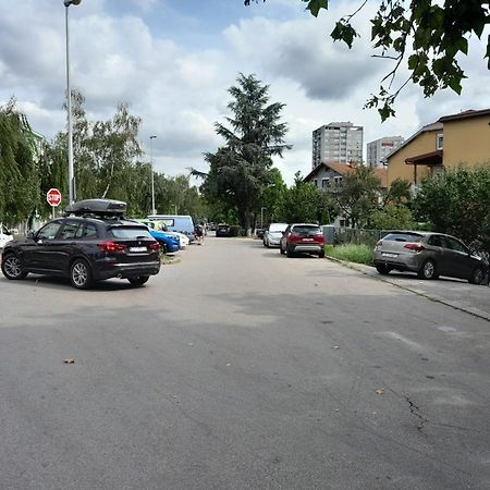 Lera Apartment-Free Public Parking Nearby Zagreb Buitenkant foto